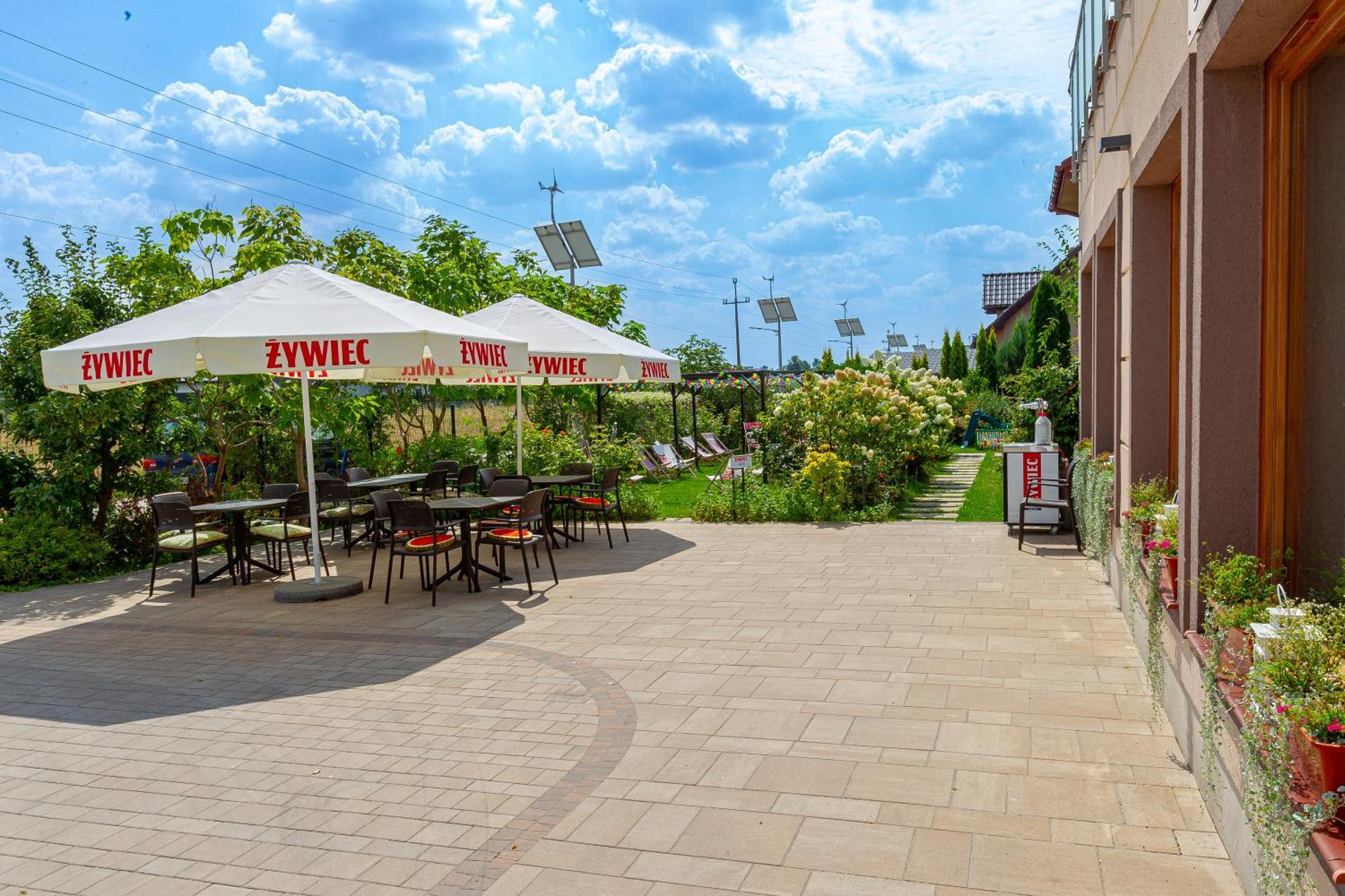 Medical Spa Kwiatowa Leczyca Exterior photo
